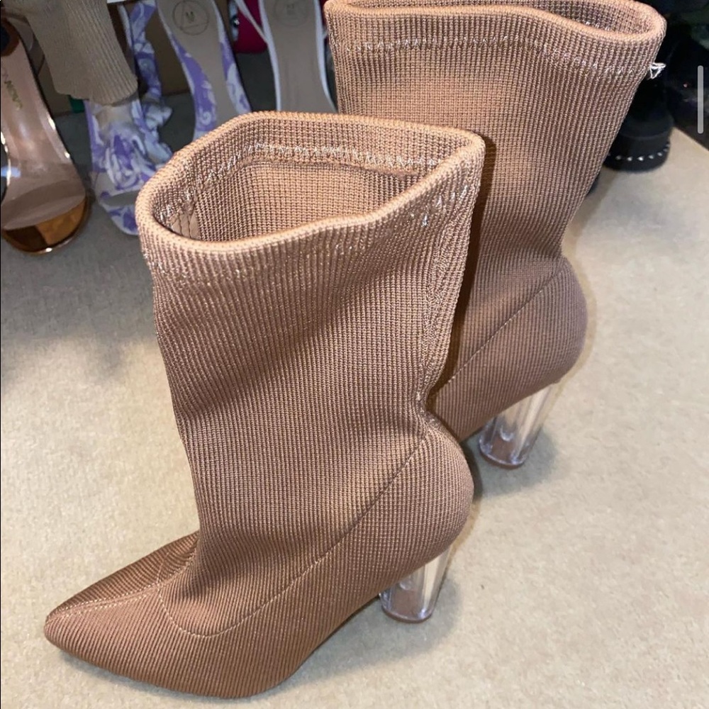 Ankle booties